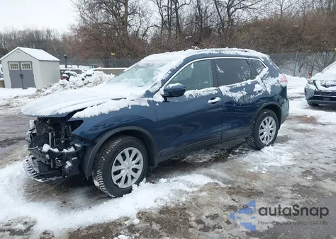 2016 Nissan Rogue S z USA, uszkodzony, nr VIN KNMAT2MV1GP605367